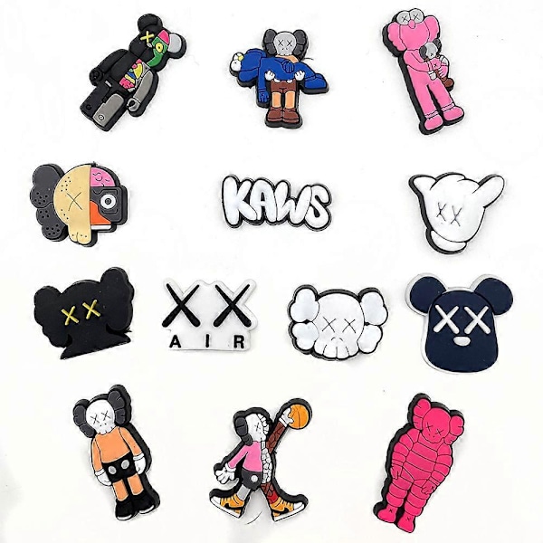 18 st/set KAWS Skodekoration Berlocker för DIY Croc Clog Sandaler Armband Armbandstillbehör Party Favor