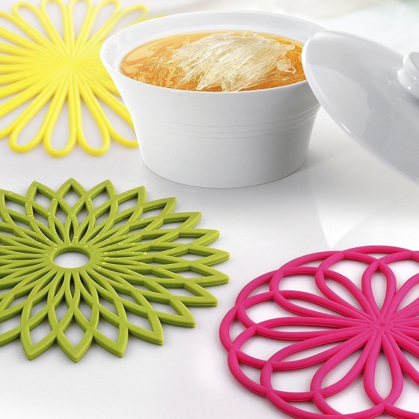 Blomsterformet multifunktionelt silikoneetui Trivet, vaskemåtte (sæt med 3)