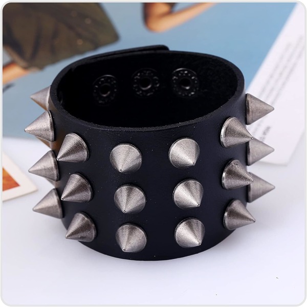 Hip Hop Spike Rivet Alloy Buckle Leather Bracelet