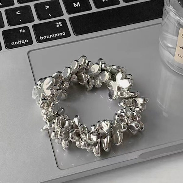 Silvriga elastiska hårscrunchies hästsvanshållare pärlhårrep S