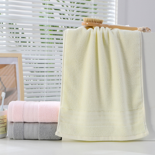 Set med absorberande, lätta och snabbtorkande handdukar, badrumshanddukar