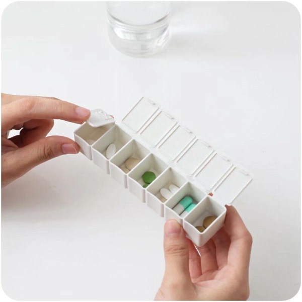 12 st Mini Bärbar Plast Pillerlåda Resa Verktygslåda, Grå (13*3.1*2.3cm)