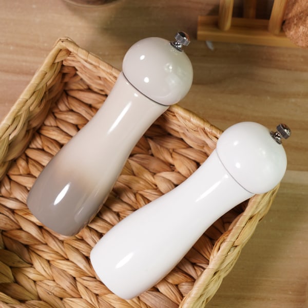 Delicious Kitchen Wooden Salt And Pepper Grinder Ceramic Supplies