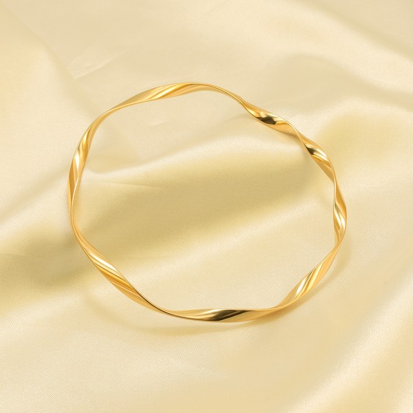 Nytt trendigt Twist armband i rostfritt stål för kvinnor Guld C