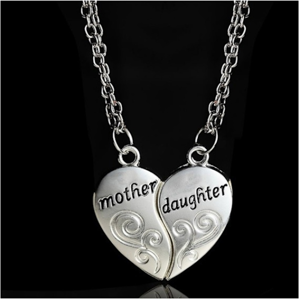 Silver Halsband med Hjärtformad Hänge med Kärlek till Mor och Dotter - Present till Mamma på Mors Dag