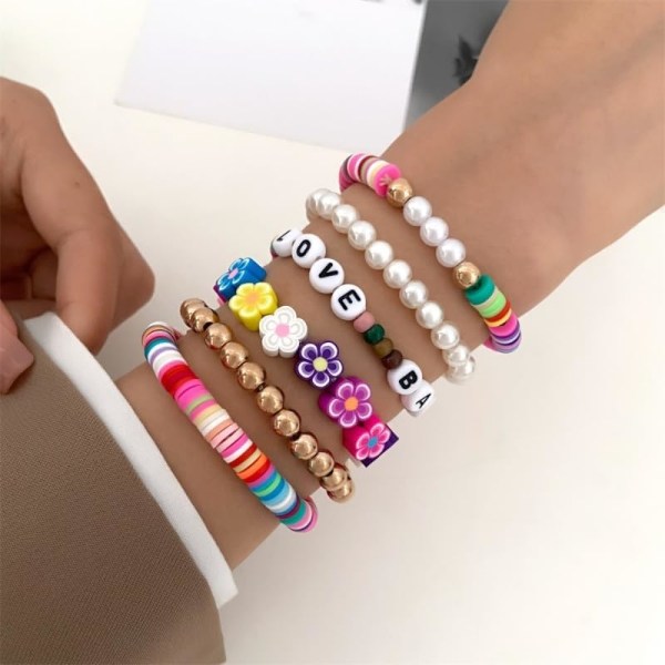 6 st/set stilfulla färgglada alfabets pärlor armband set för kvinnor