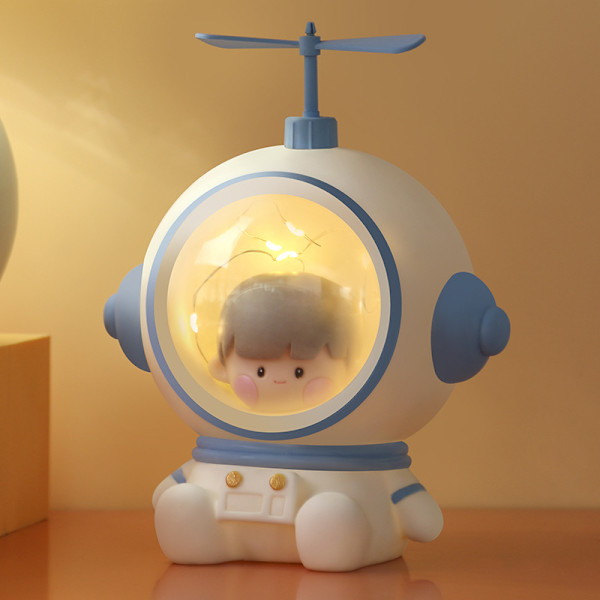 Rymdman LED nattlampa Kreativ söt dekorationslampa Astronaut