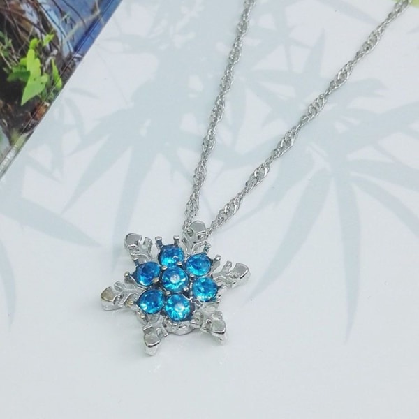 Snöflinga Hänge Smycke Rhinestone Halsband Koreansk Mode Kvinnor Blå S
