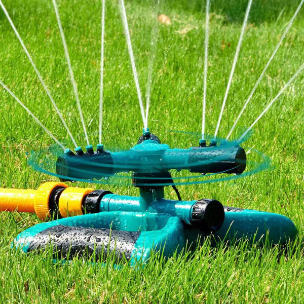 Automatisk have- og plænesprinkler med 360° roterende sprinkler