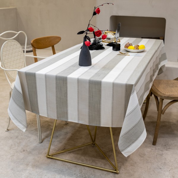 Rektangulär bordsduk för matsal kök inredning, 135 x 240 cm