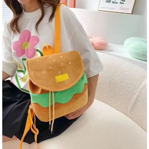 Ryggsäck i hamburgerdesign! Väska med söt framflik och dragsko!