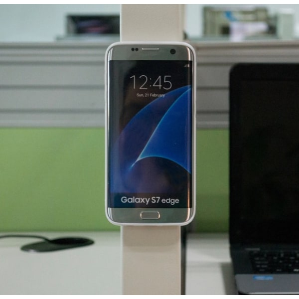 Praktiskt Anti-Gravity Silicon skal för Galaxy S7 från FLOVEME Vit