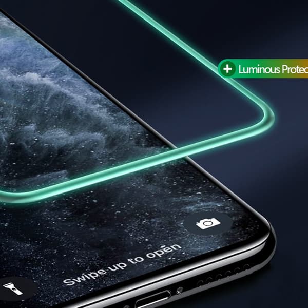 iPhone 15 Näytönsuoja Itsevalaiseva Kehys 9H 0,3mm Självlysande