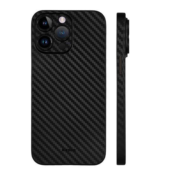 IPHONE 15 PRO COVER Carbon look Svart