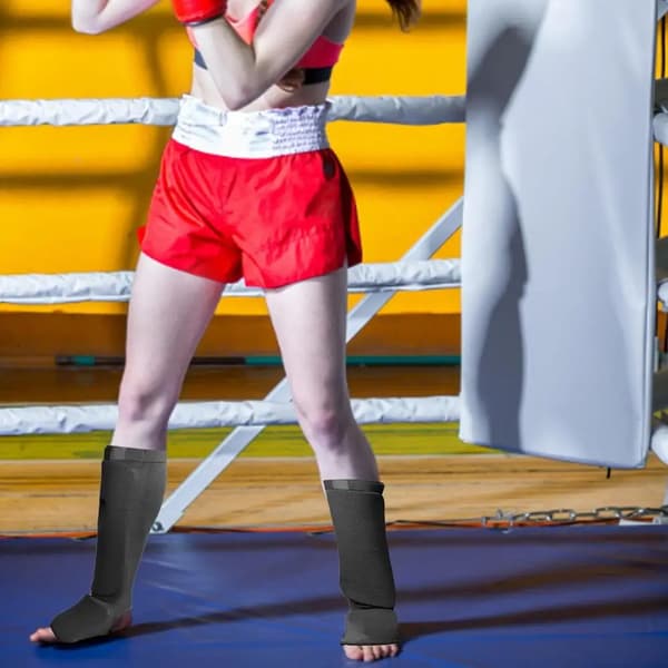 Skydd för smalben  MMA, Muay Thai, Kickboxning Medium