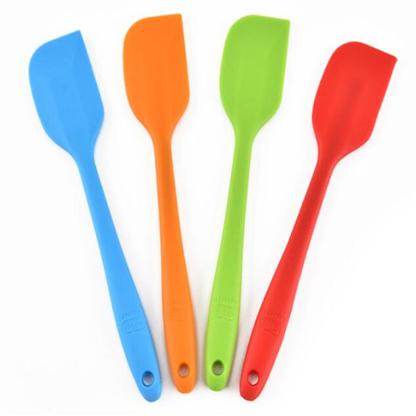 Helppokäyttöinen silikoninen kaavin Orange