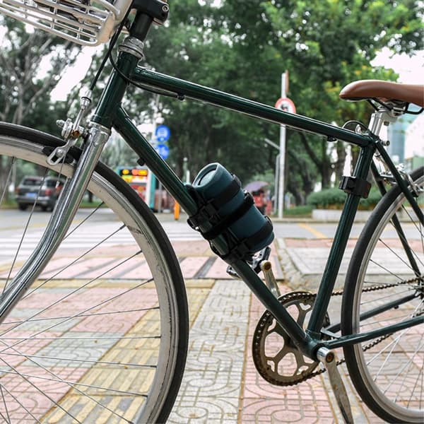 Universal Hållare för högtalare till cykel Cykelstyre Rem Remmar Svart
