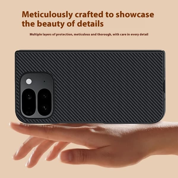 Mobilskal till Google Pixel 10 Pro Fold med kolfibertextur Svart
