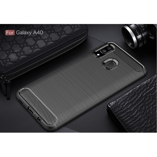 Samsung Galaxy A10 Carbon Fiber Texture Harjattu TPU- case - musta Black