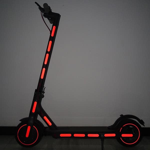 Sett med reflekterende klistremerker til Xiaomi M365 Red
