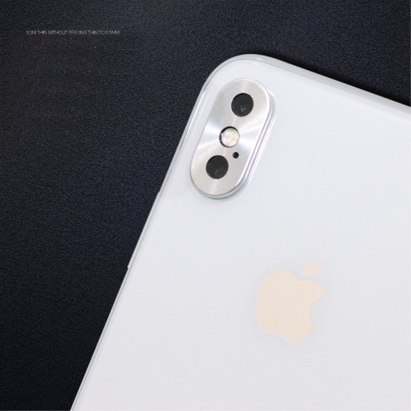 Takakameran linssin metallinen cover iPhone X/10:lle - hopea