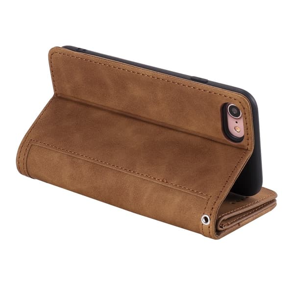 Til iPhone 17e / 16e Etui med Lynlåslomme og 9 Kortlommer Brown