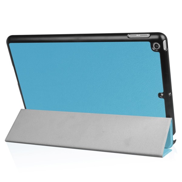 iPad 9.7" (2017 / 2018) Slim fit tri-fold fodral - Ljus Blå Light blue