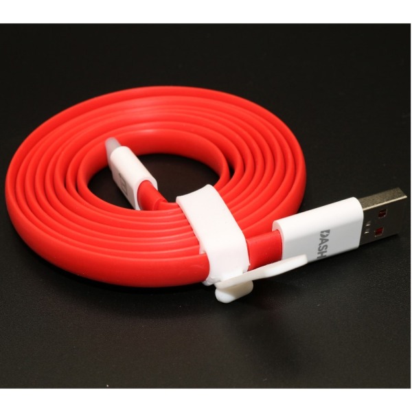 ONEPLUS 150cm Dash Charge Type-C Flat Cable 4A USB Fast Charge K Röd