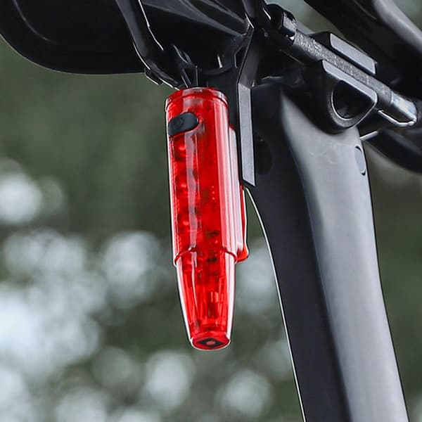 WEST BIKING Sykkelbaklys Laser Smart Bremseinduksjon Vanntett Red
