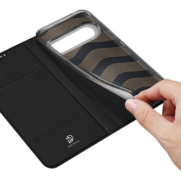 DUX DUCIS Skin Pro -sarjan kotelo korttipaikalla Google Pixel 9 / 9 Pro - musta Black