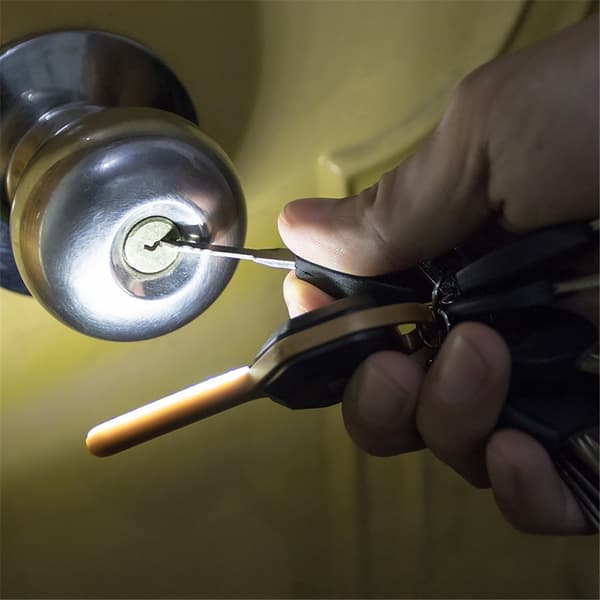 Mini LED-lommelykt nøkkelring bærbar LED-nattlys nødbelysning - gull Gold