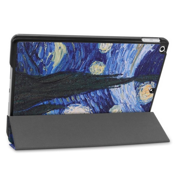 Apple iPad 10.2 2021/2020/2019 Mønster PU Trifoldet Stativ Tabletetui - Abstrakt Multicolor