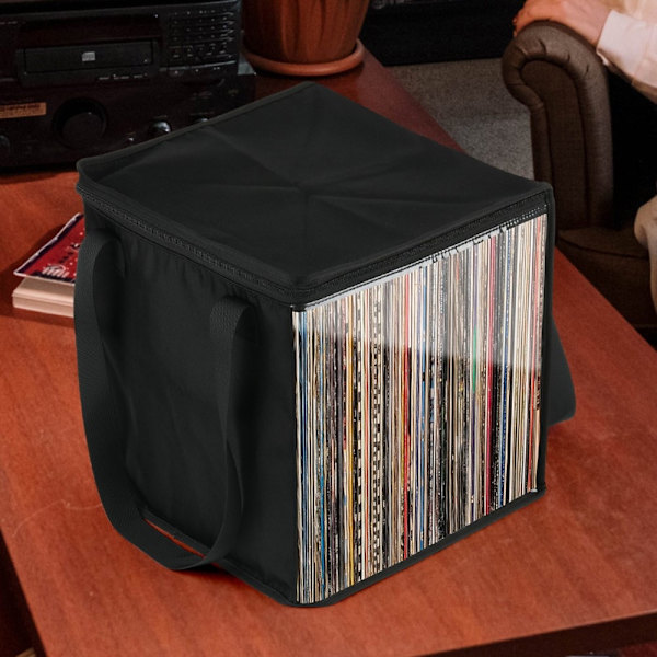 Koteloon mahtuu jopa 50 vinyylilevyjen LP-levyn järjestäjää Black