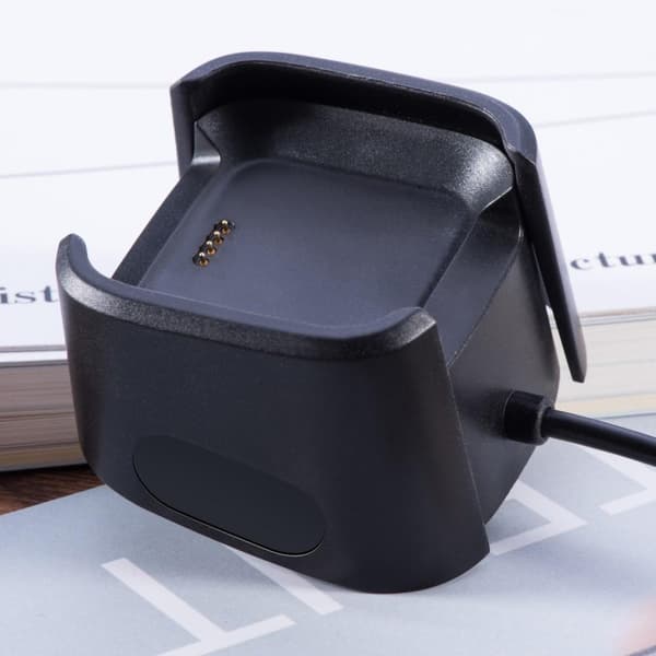 Fitbit Versa Lite 1m USB - laturi Älykellon lataustelakkakaapeli Black