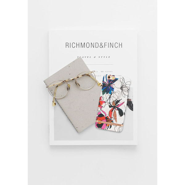 Richmond & Finch skal till iPhone 6 Plus / 6s Plus - Enchanted Satin Vit