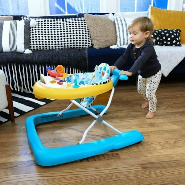 Aktivitetscentrum Baby Einstein Ocean Explorers Dive & Discover