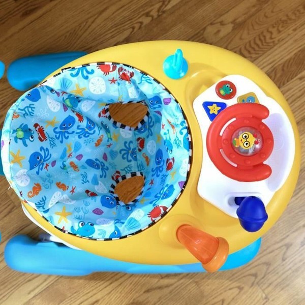 Aktivitetscentrum Baby Einstein Ocean Explorers Dive & Discover