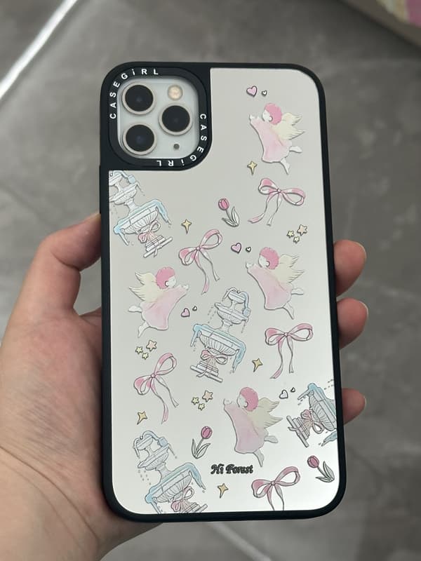 Passer til iPhone 15 mobildeksler, personlige mobildeksler og akryldeksler.