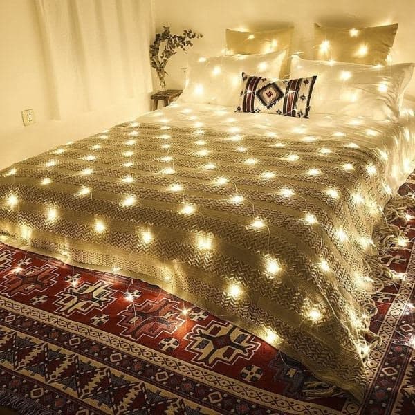 2m x 2m LED lysgardin med nett, 144 lys, varmhvit, plug-in