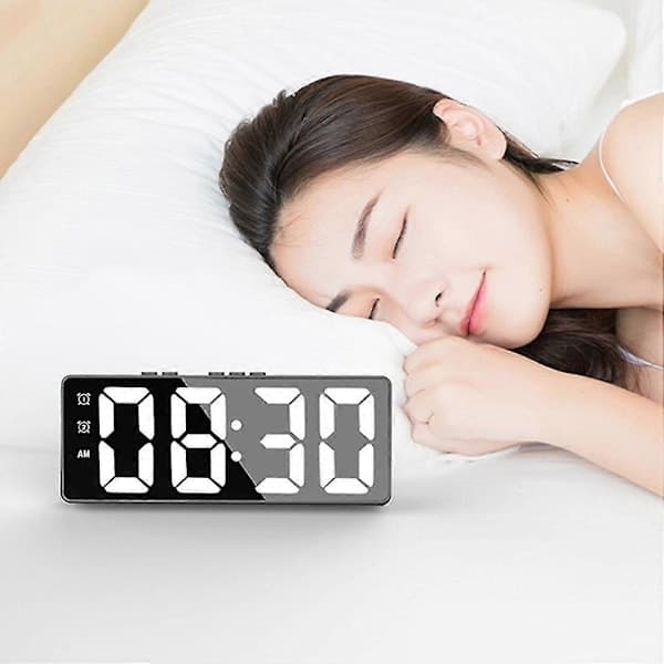 Digital (batteri- eller USB-driven) bordsklocka med snooze, nattläge, 12/24h elektronisk LED-klocka -Yx