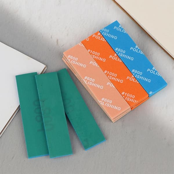 400 til 2000 Mesh Semi-stive Slibepinde til Plastmodeller 400 Mesh
