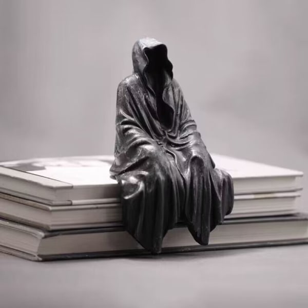2023 Ny Reaping Solace Reaper Sitting Statue Gothic Desktop Re