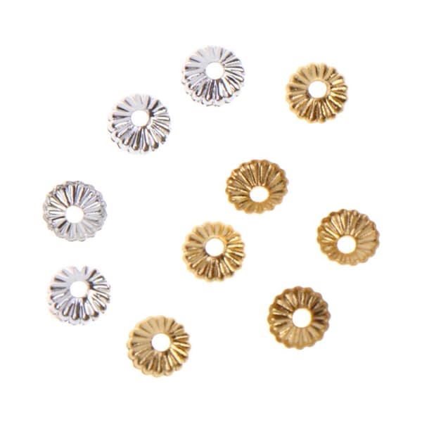 400 stk. 4MM Blomsterfatning Perlehætte Tilbehør til DIY Armbånd S.Plated 4pcs