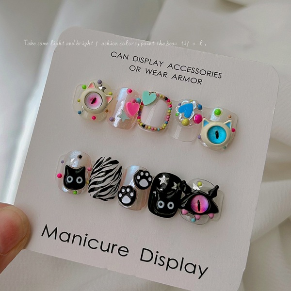 4 stk/sett 3D Demon Cat's Eye Nail Art dekorasjoner Metall Cat's Pa C