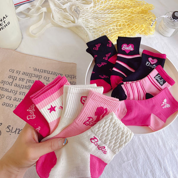 Barbie flickor strumpor höst och vinter tecknad e Stripe alfabetet