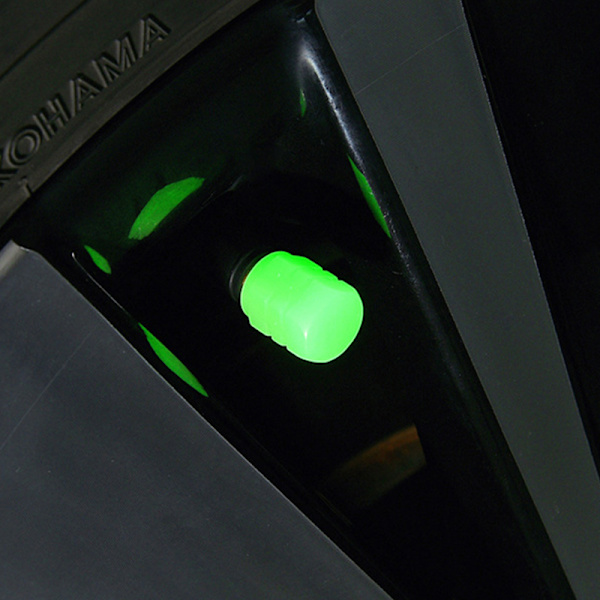 Luminous Tire Valve Cap auton pyörän napa Hehkuva pölytiivis rengas