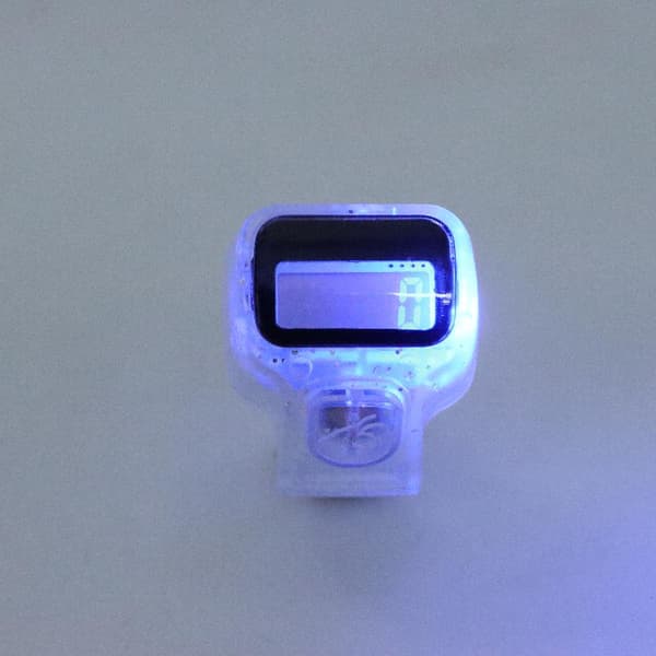 Finger Counter Click Manuell Digital Klikker Mini LCD Digital Ha Silver 1Pcs
