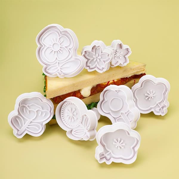 4 st/set 3D Blomstermönster Plastkexform DIY Kökstårta B