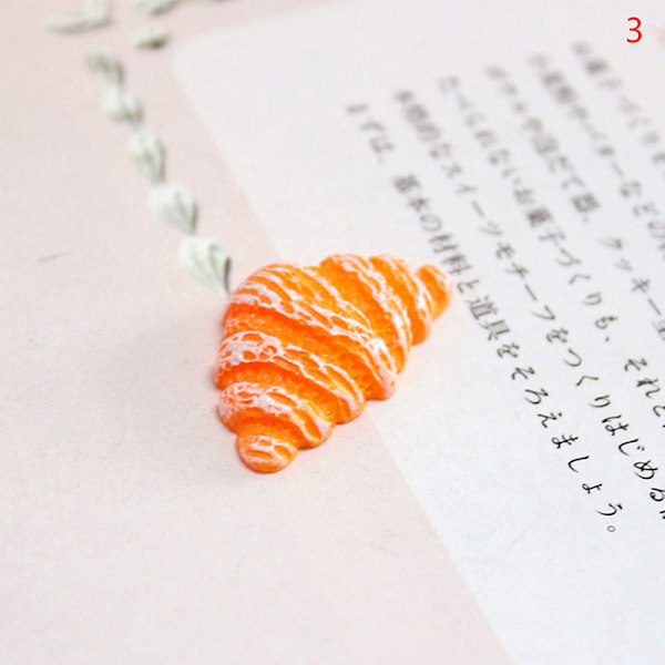 3ST Dockhus Miniatyr Konstgjord Fake Cake bröd kex Ki 3(Croissant A)