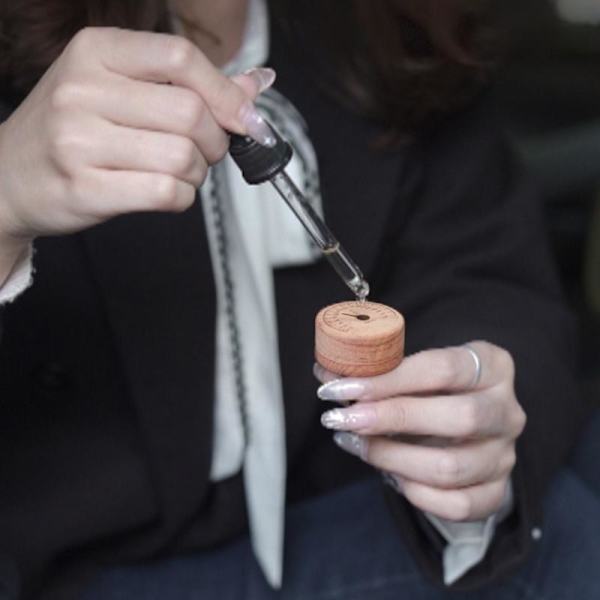 1 stk. træ aroma diffuser bil udluftningsclips træ udskåret aromaterapi A2
